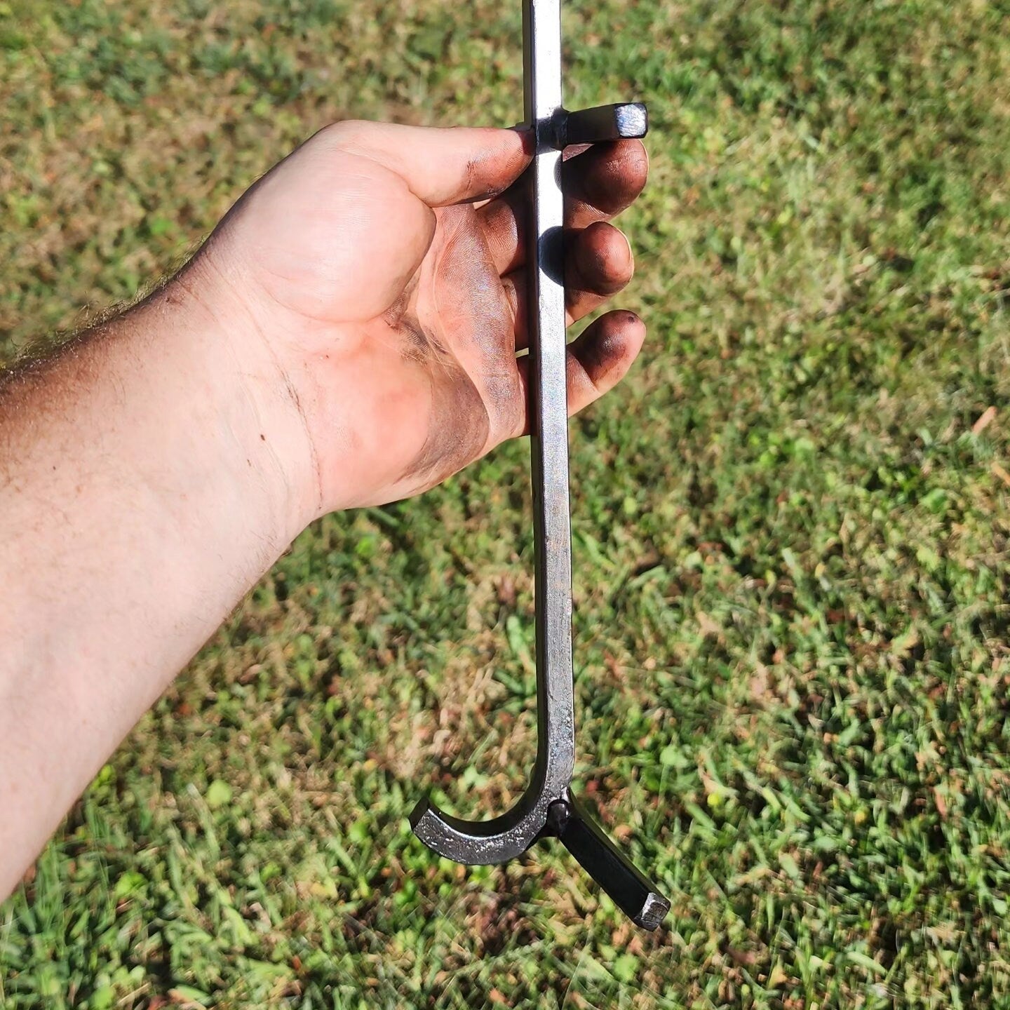 Hand-Forged Dutch Oven Lid Opener – Campfire Lid Lifter Tool for Cast Iron Cooking | Rustic Blacksmith-Made Campfire Gear