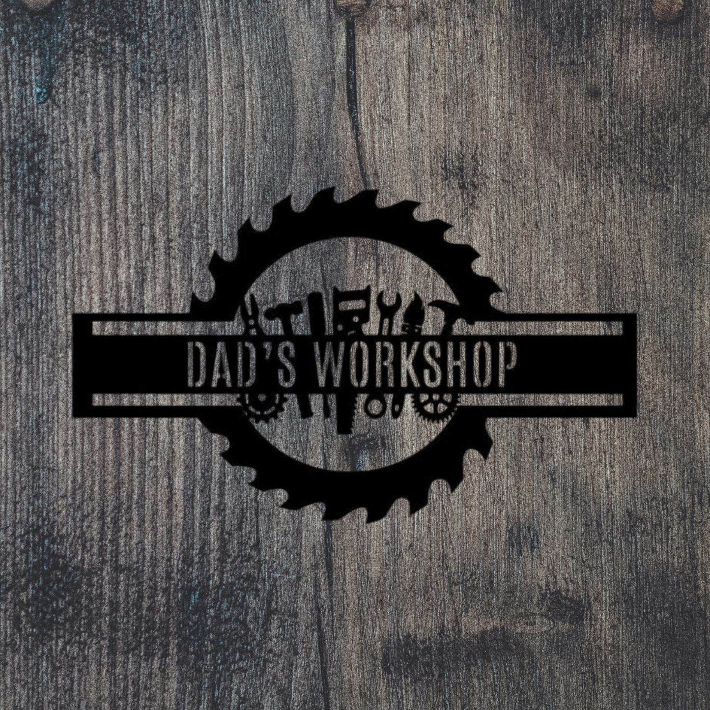 Custom Metal Workshop Sign – Personalized Saw Blade Design for Dad’s Garage or Man Cave