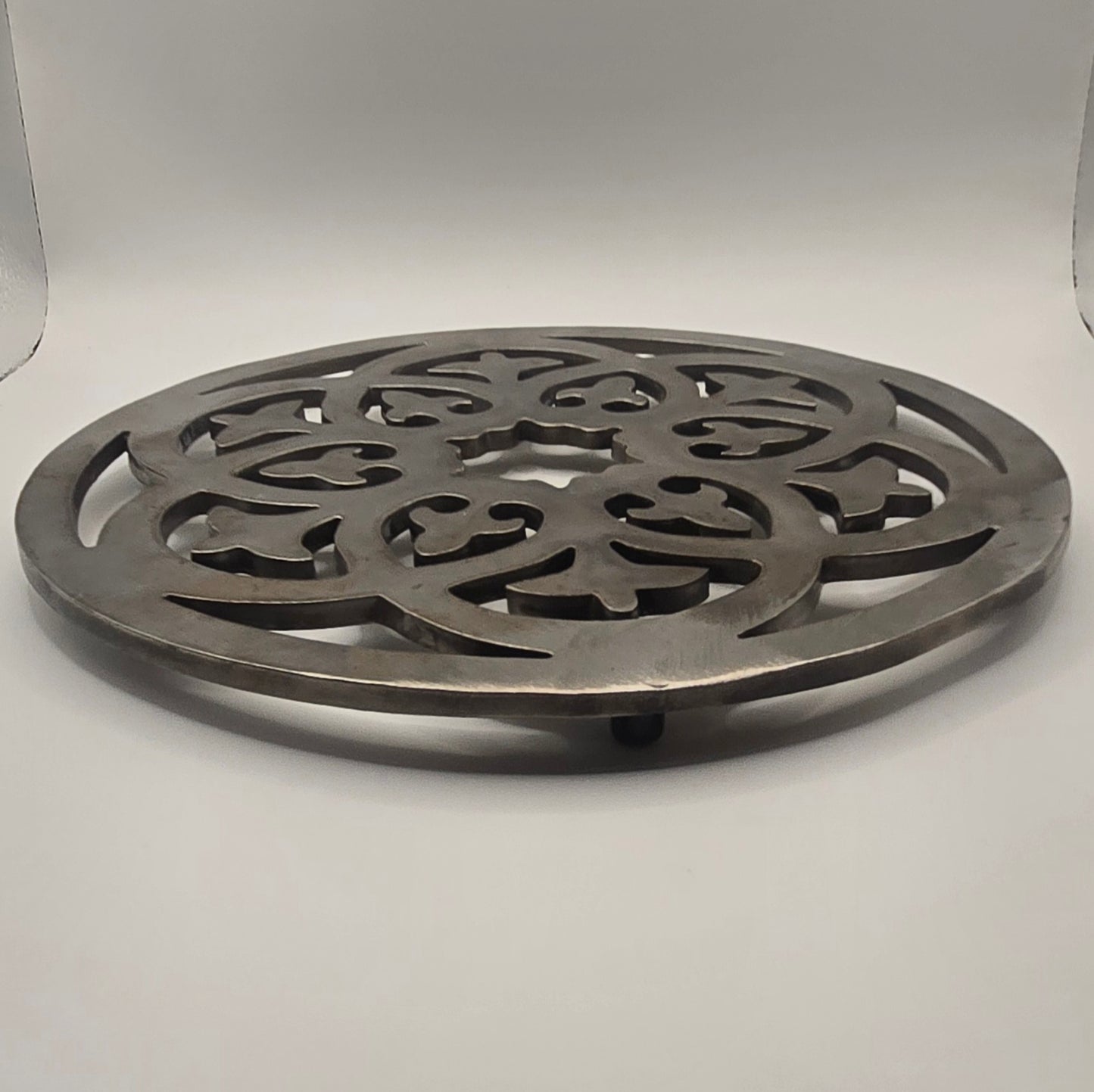 Handcrafted Metal Trivet – CNC Cut Steel Decorative Hot Plate, Rustic Table Protector, Gothic Floral Pattern, Industrial Kitchen Décor, Made in USA