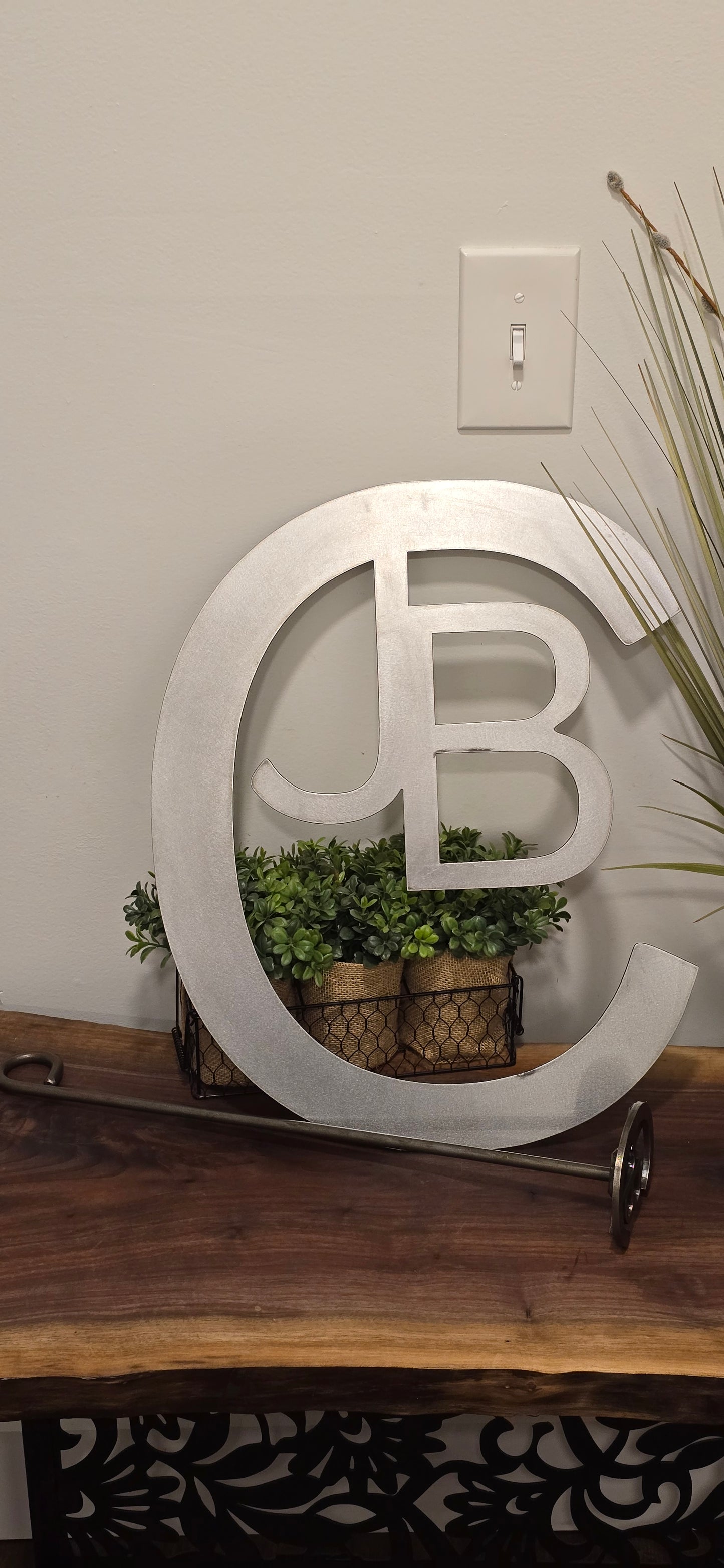 Custom Branding Iron + Matching Metal Brand Sign β Personalized Ranch or Business Logo Set | CNC Cut Steel, Handcrafted Gift for Wood, Leather & BBQ Branding