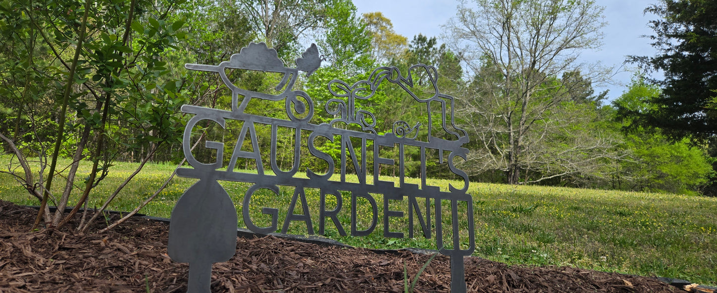 Custom Garden Sign with Personalized Text – Decorative Metal Yard Stake for Gardeners