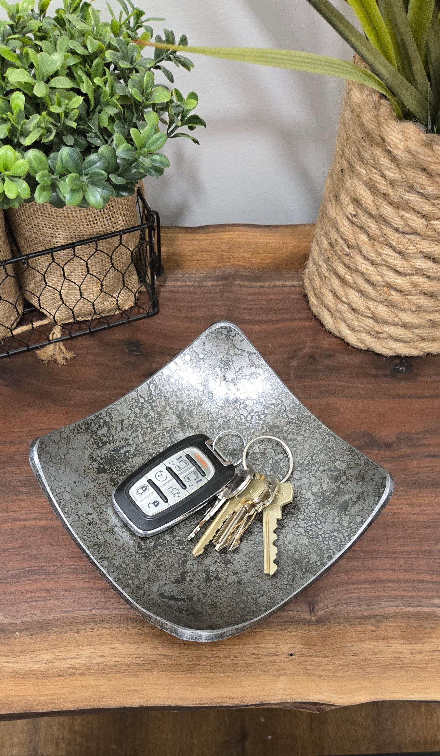 Square Hand-Forged Iron Key Bowl – Rustic Catchall Tray | Iron Anniversary Gift for Him or Her | Industrial Home Accent