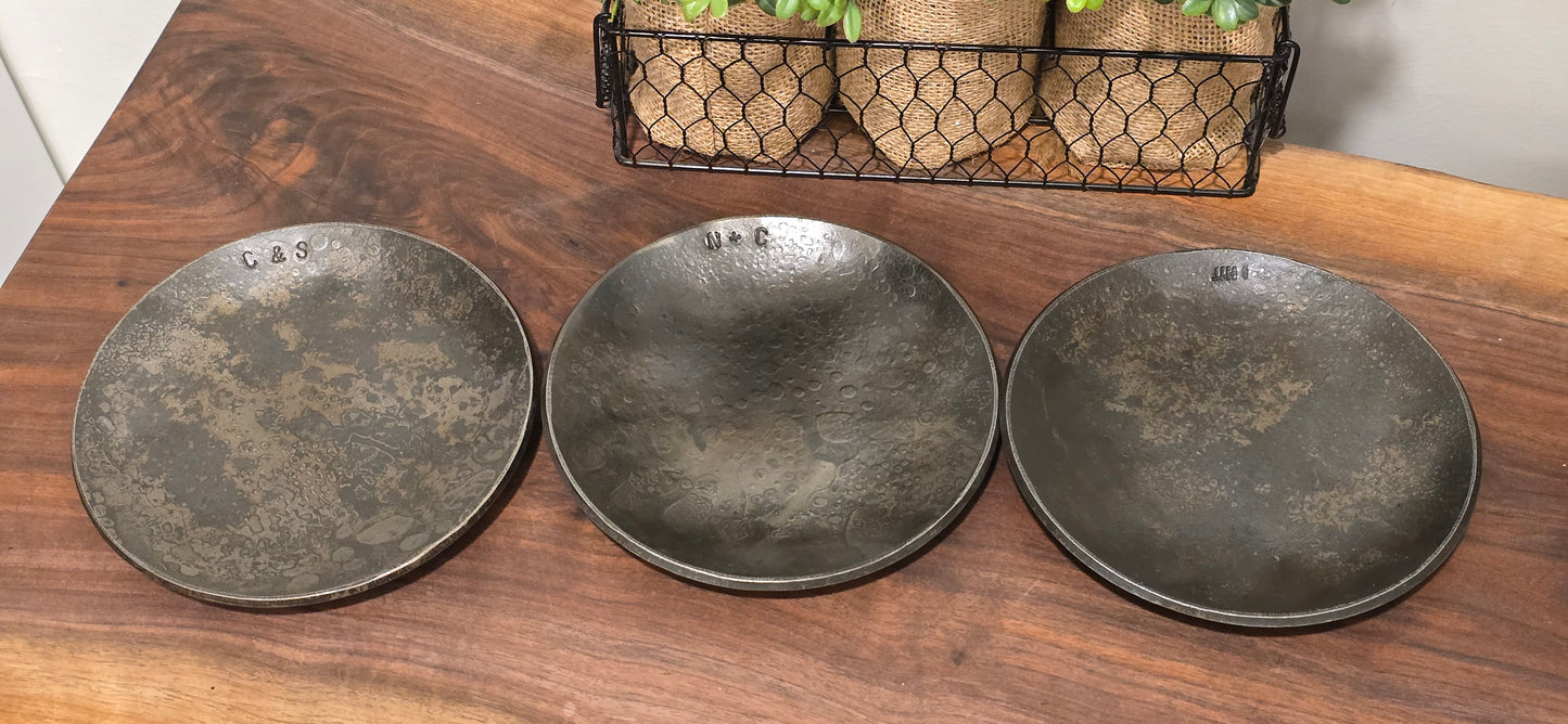 Personalized Hand-Forged Key Bowl – Rustic Catchall Dish for Keys, Coins & Jewelry | Anniversary Gift for Him or Her