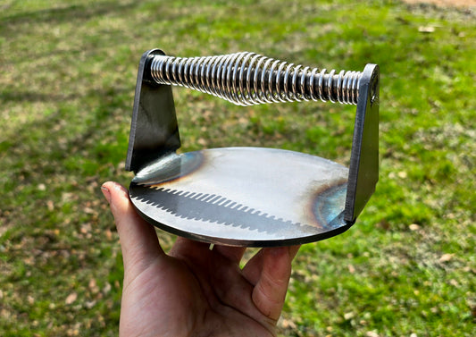 Hand-Forged Burger Smasher – Heavy Steel Smash Burger Press for Griddle & Cast Iron Cooking | Blacksmith-Made Grill Tool