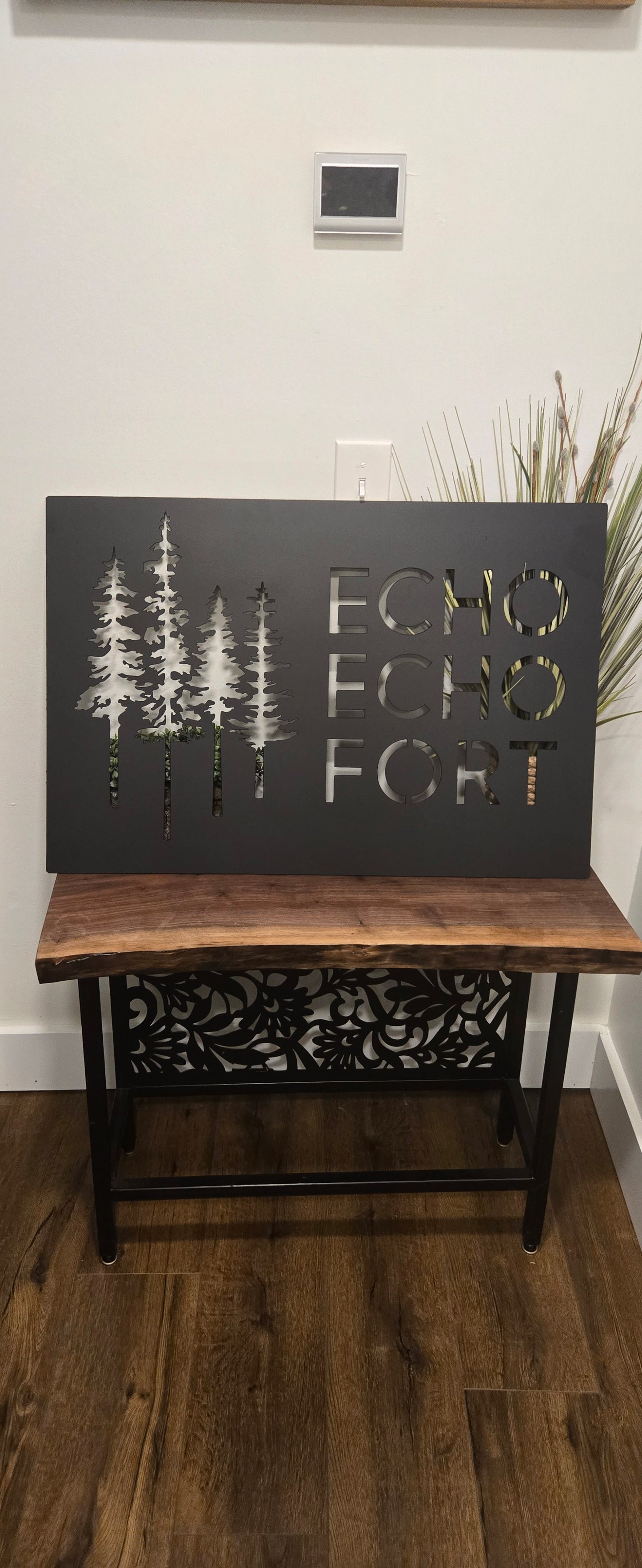 Personalized Metal Cabin Name Sign with Pine Trees – Custom Rustic Outdoor Decor