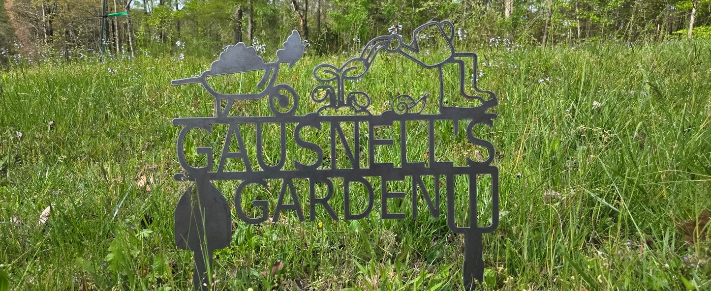 Custom Garden Sign with Personalized Text – Decorative Metal Yard Stake for Gardeners