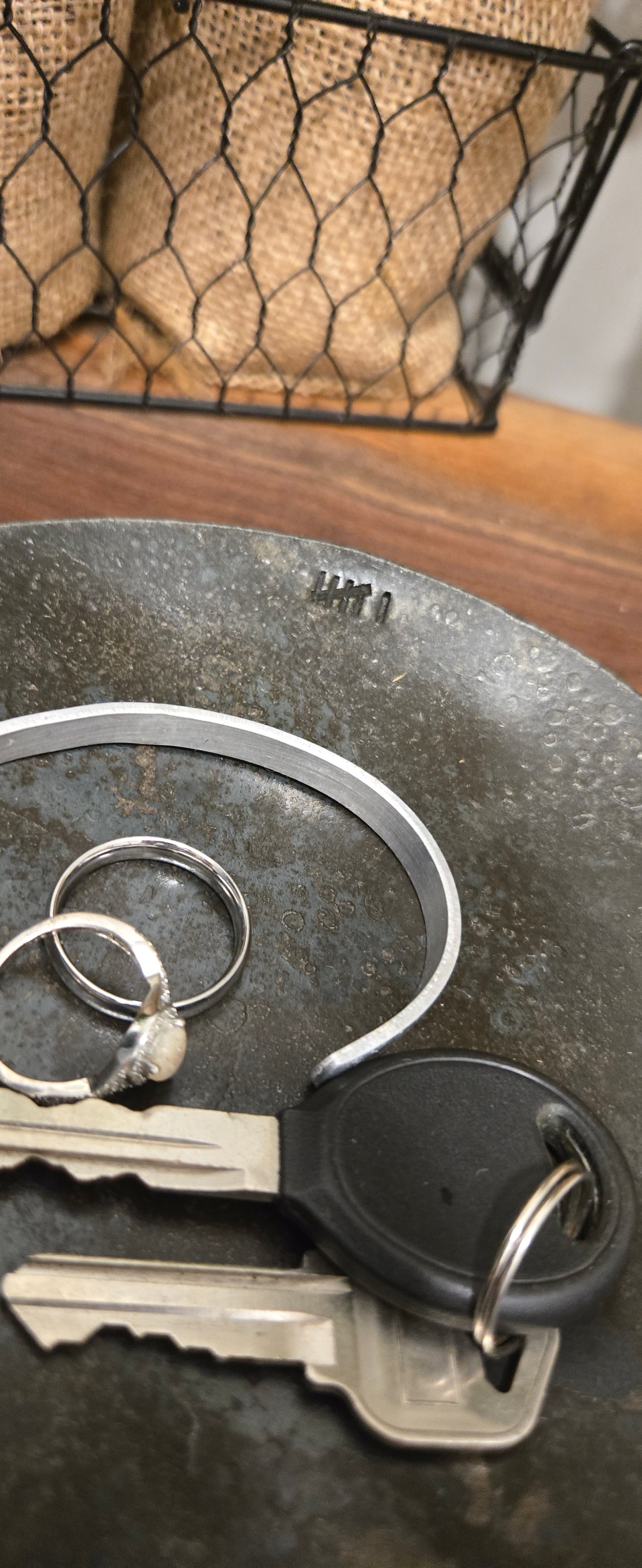 Personalized Hand-Forged Key Bowl – Rustic Catchall Dish for Keys, Coins & Jewelry | Anniversary Gift for Him or Her