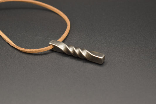 Hand-Forged Twisted Steel Pendant Necklace – Rustic Blacksmith Jewelry with Simple Twist Pendant