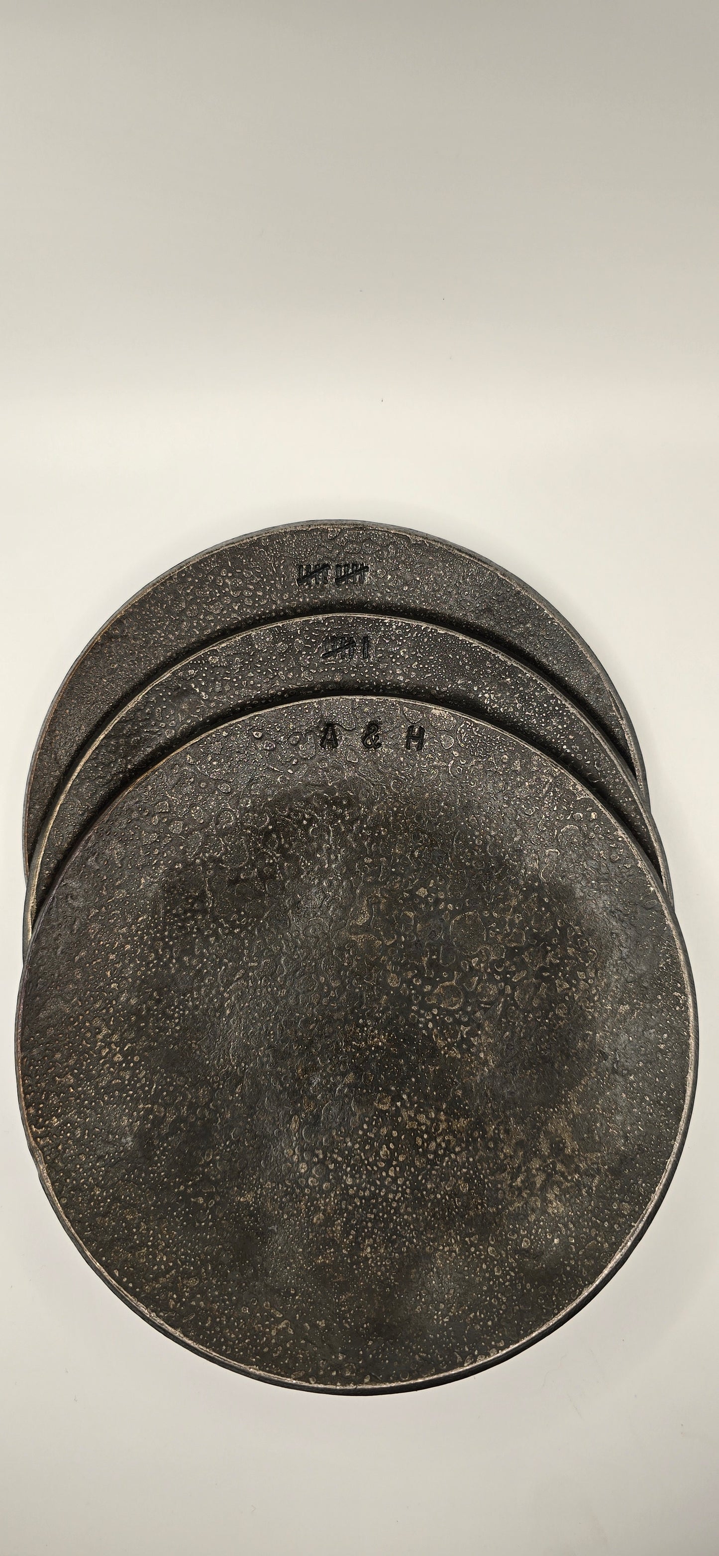 Personalized Hand-Forged Key Bowl – Rustic Catchall Dish for Keys, Coins & Jewelry | Anniversary Gift for Him or Her