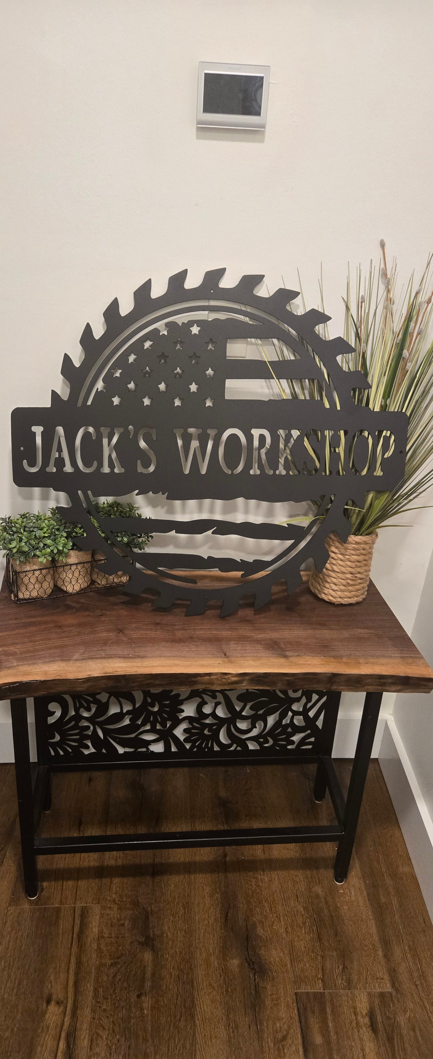 Custom American Flag Metal Workshop Sign – Personalized Name Shop Decor, Patriotic Garage Wall Art